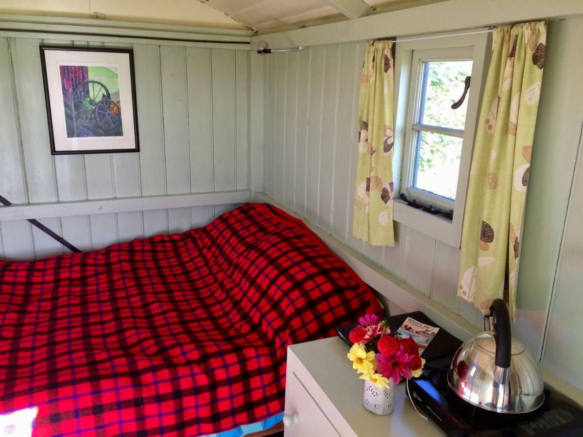 Hotel Shepherd'S Hut Blandford Forum Esterno foto